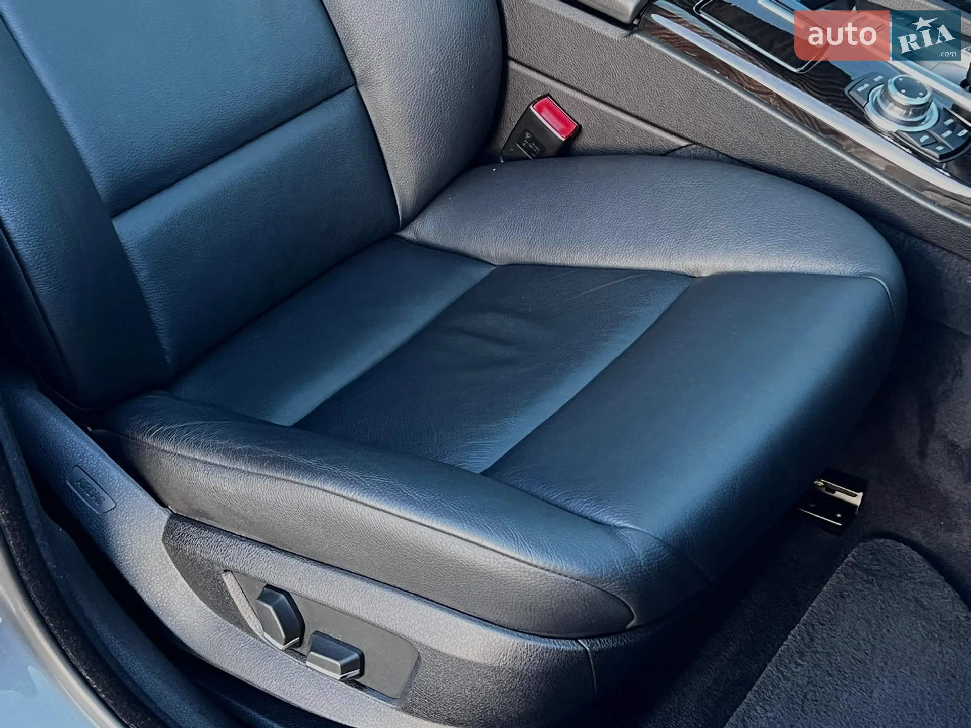 2012 BMW 5er - мініатюра 47