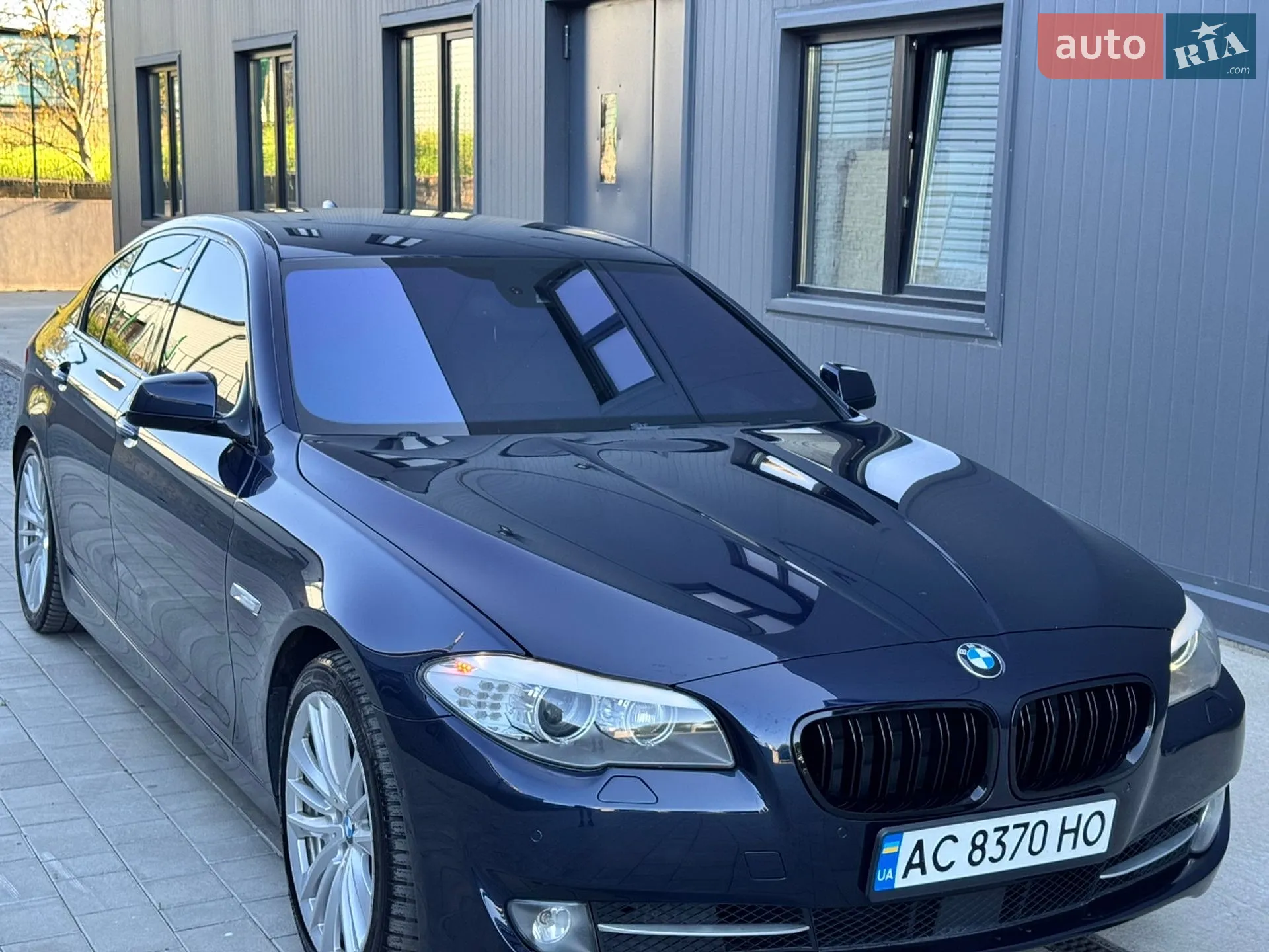 2011 BMW 5er - мініатюра 4