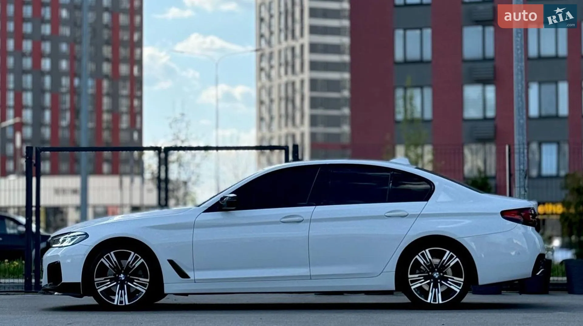 2018 BMW 5er - мініатюра 10