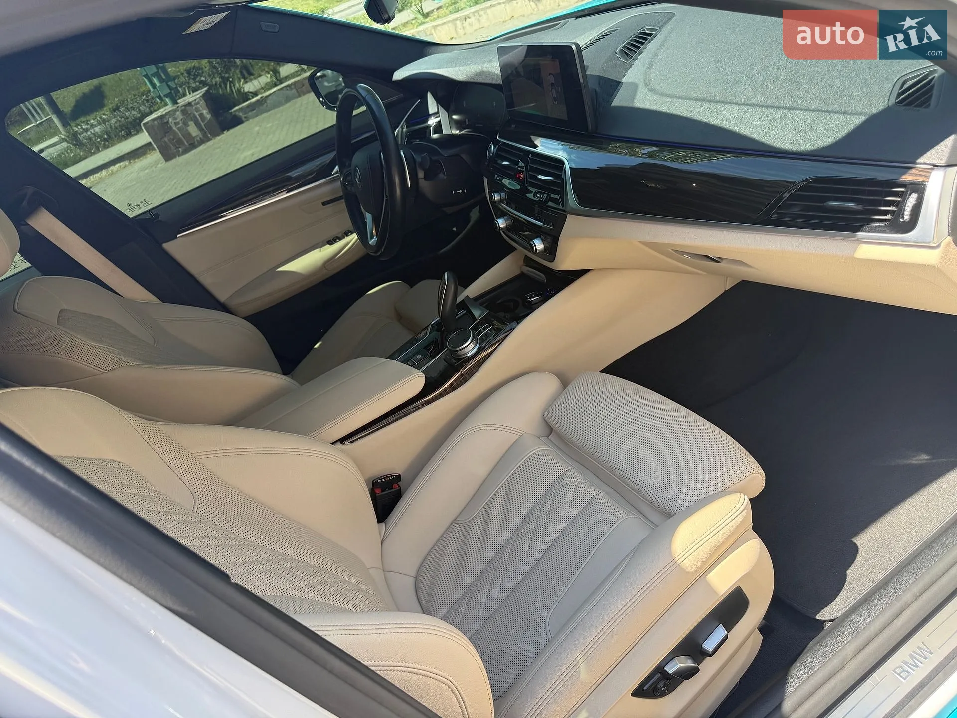 2020 BMW 5er - мініатюра 21