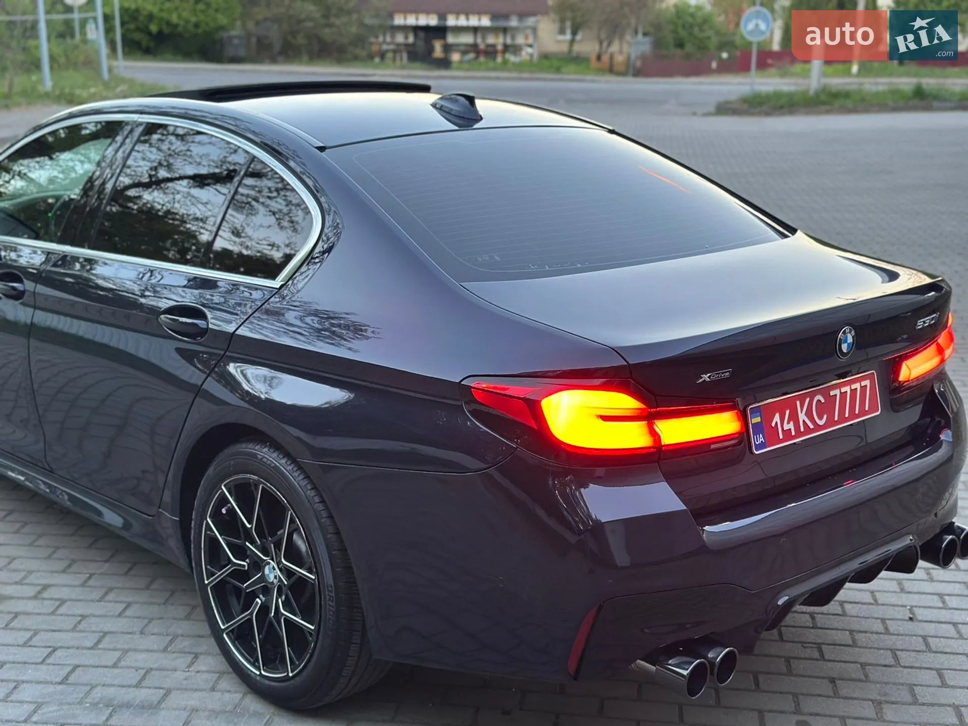 2018 BMW 5er - мініатюра 2