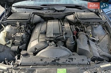 Седан BMW 5 Series 2001 в Кременчуге