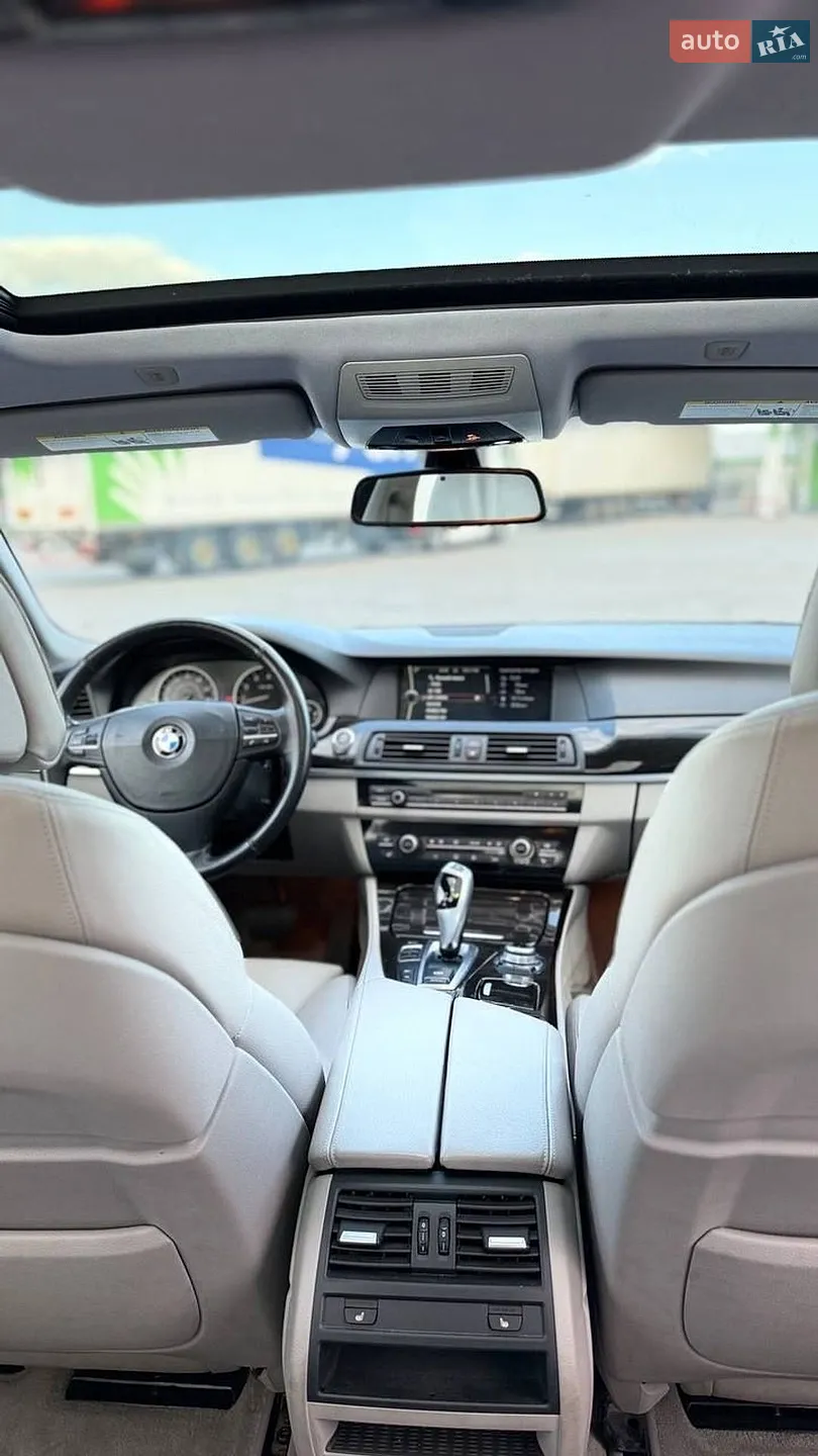 2012 BMW 5er - мініатюра 2