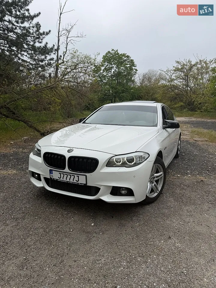 2012 BMW 5er - мініатюра 11