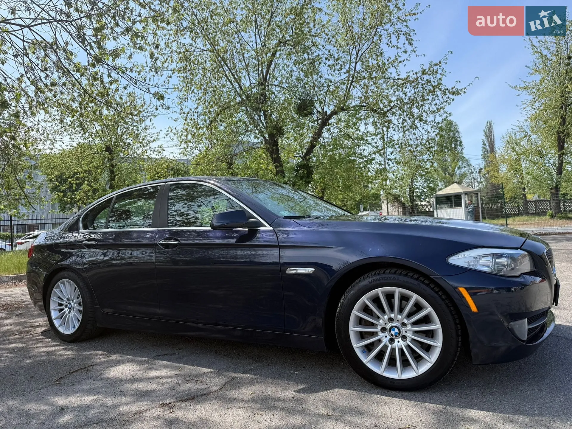 2012 BMW 5er - мініатюра 2