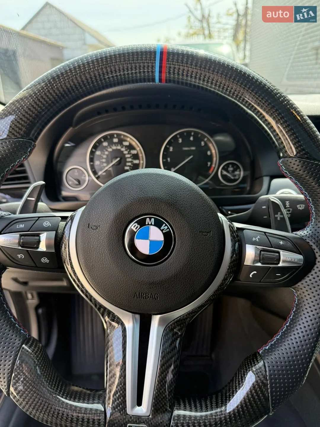 2015 BMW 5er - мініатюра 18