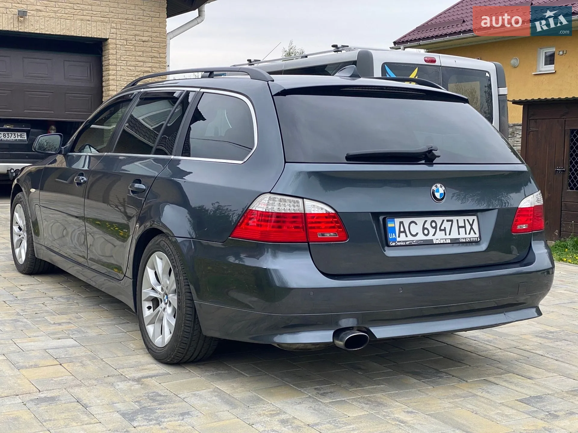 2010 BMW 5er - мініатюра 4