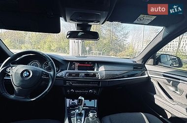 Седан BMW 5 Series 2015 в Львове