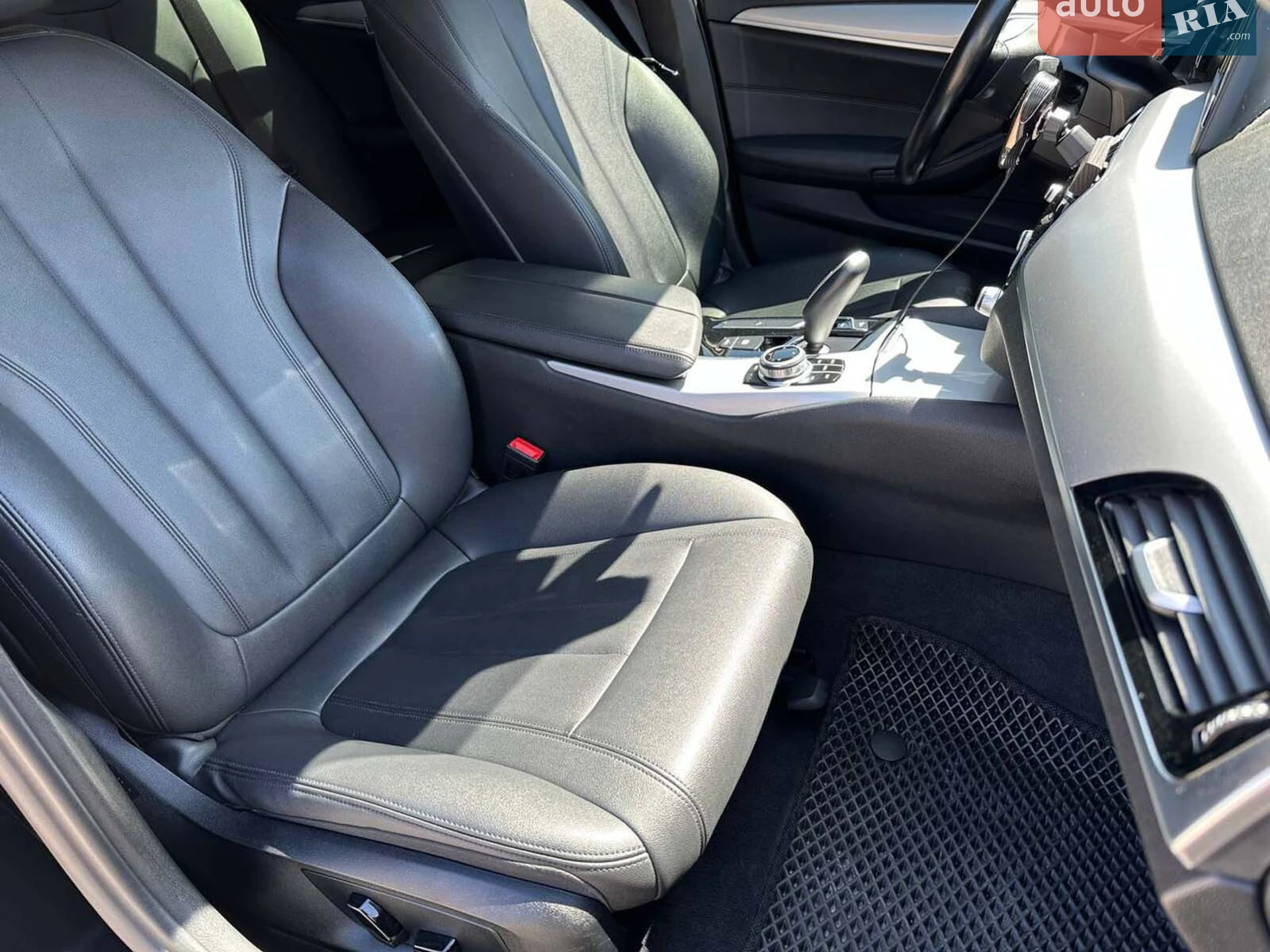 2017 BMW 5er - мініатюра 19