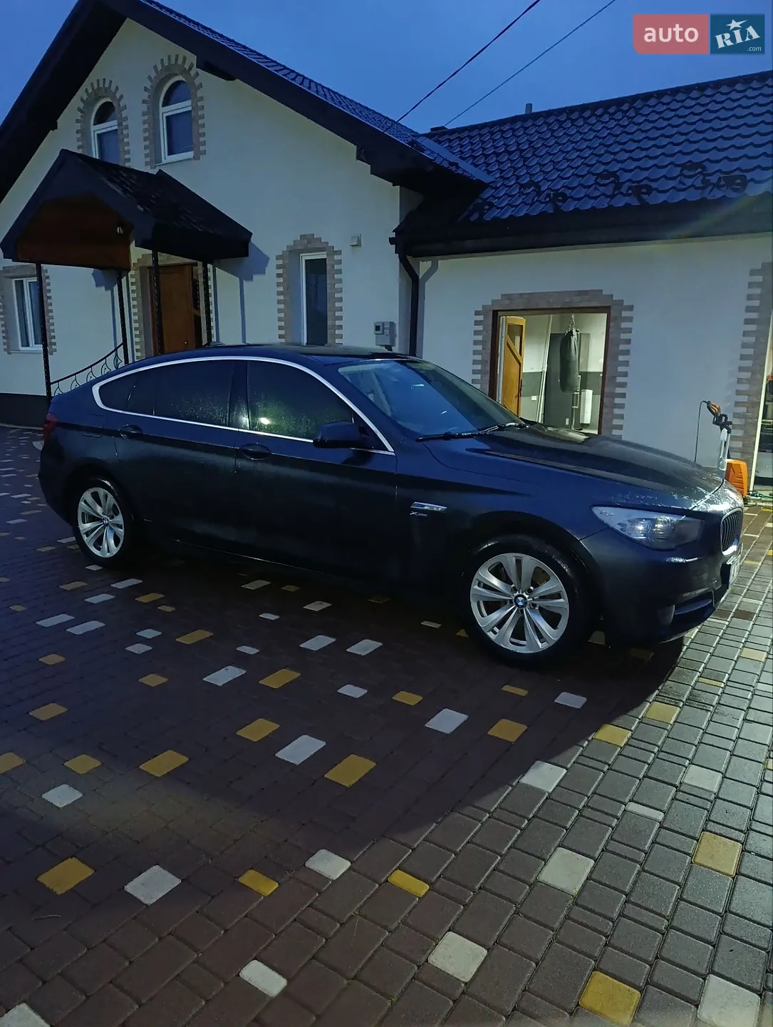2010 BMW 5er - фото 1