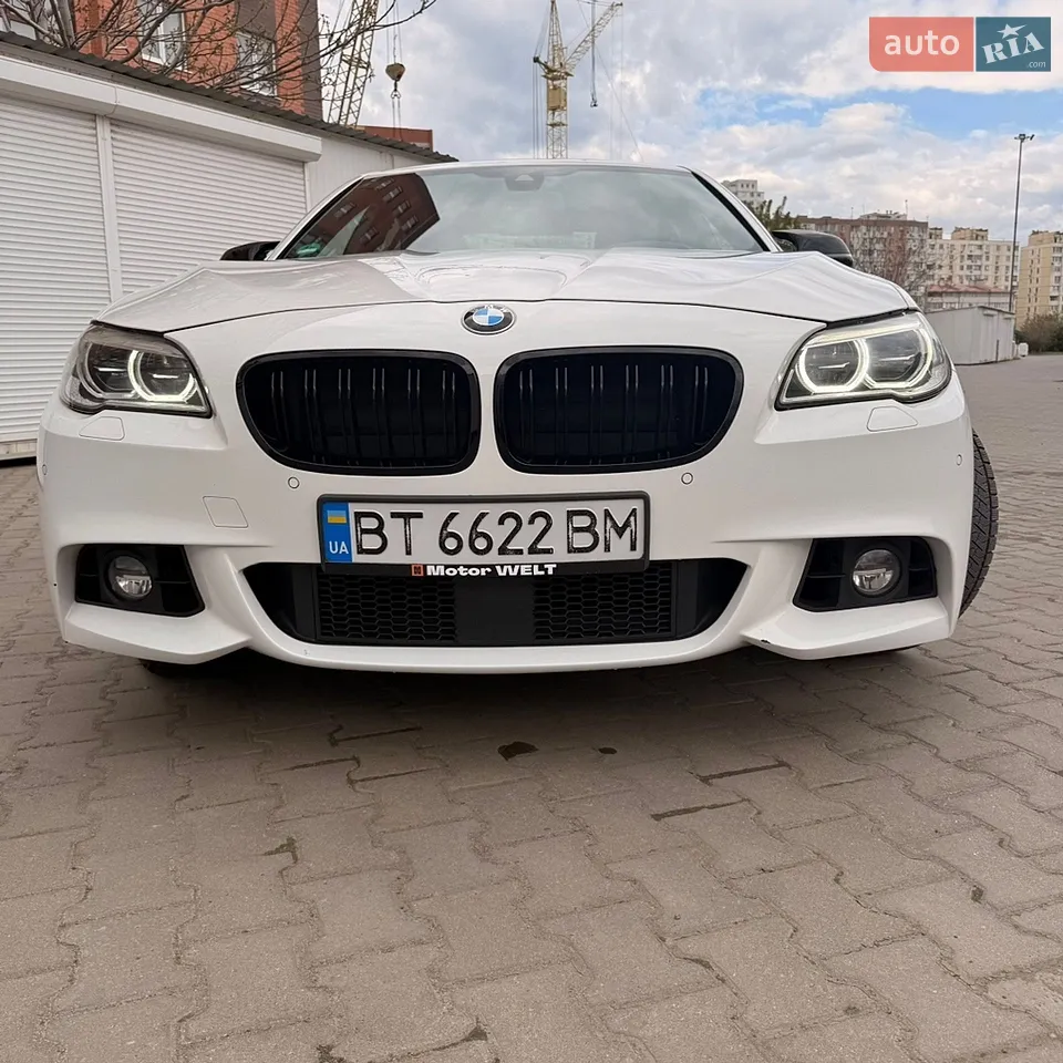 2016 BMW 5er - мініатюра 16