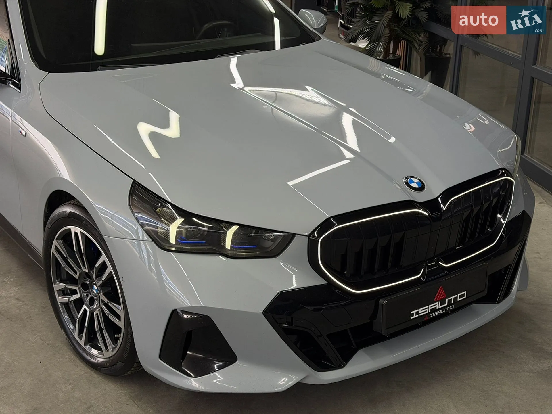 2024 BMW 5er - мініатюра 3