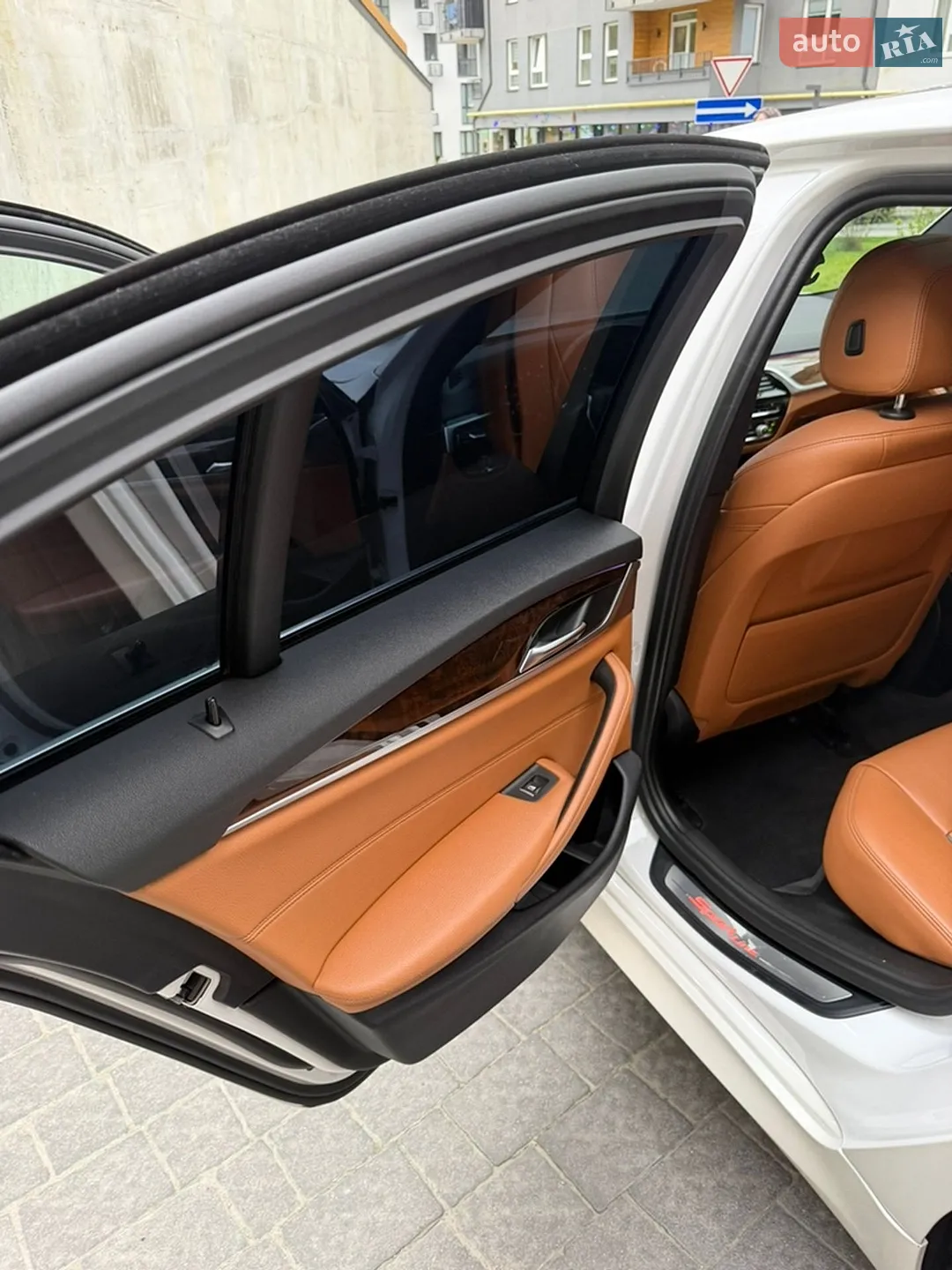 2017 BMW 5er - мініатюра 11