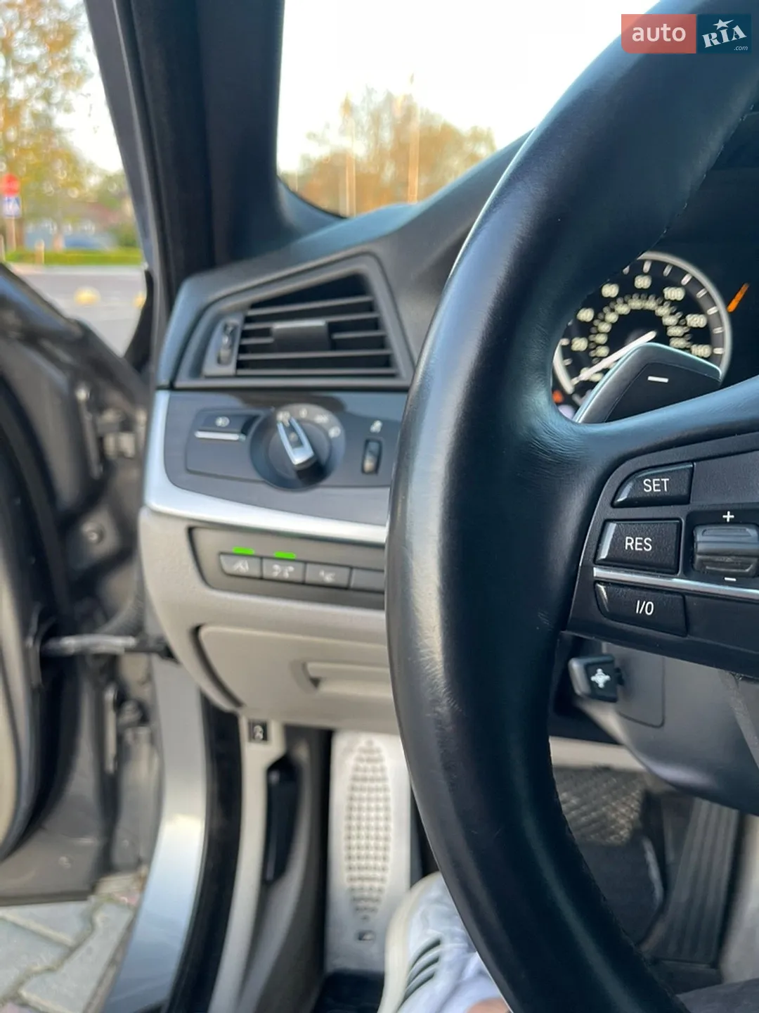 2012 BMW 5er - мініатюра 20
