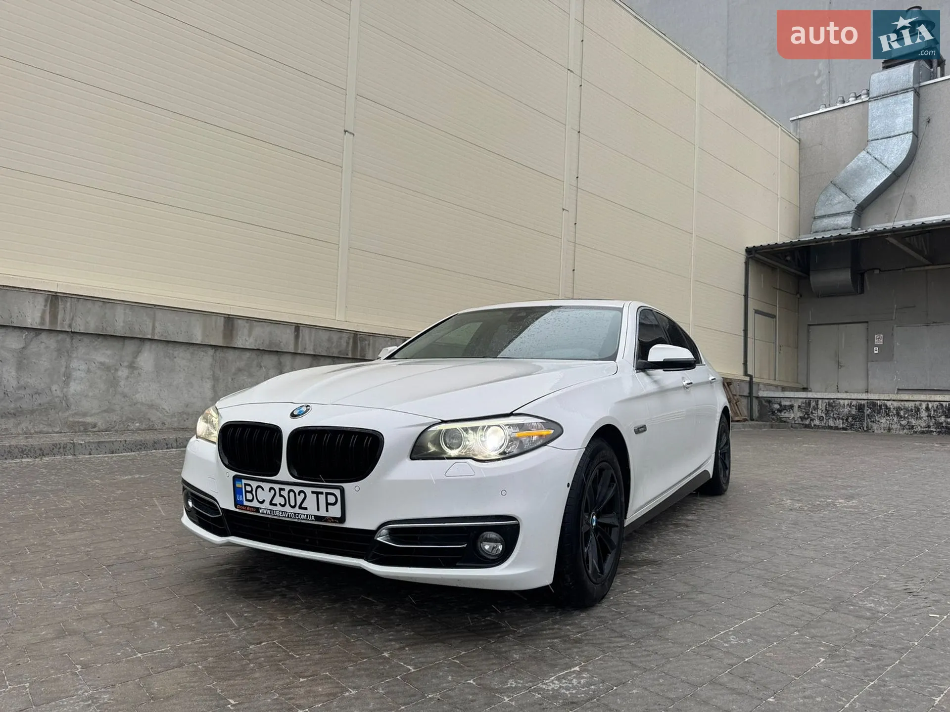 2015 BMW 5er - мініатюра 2