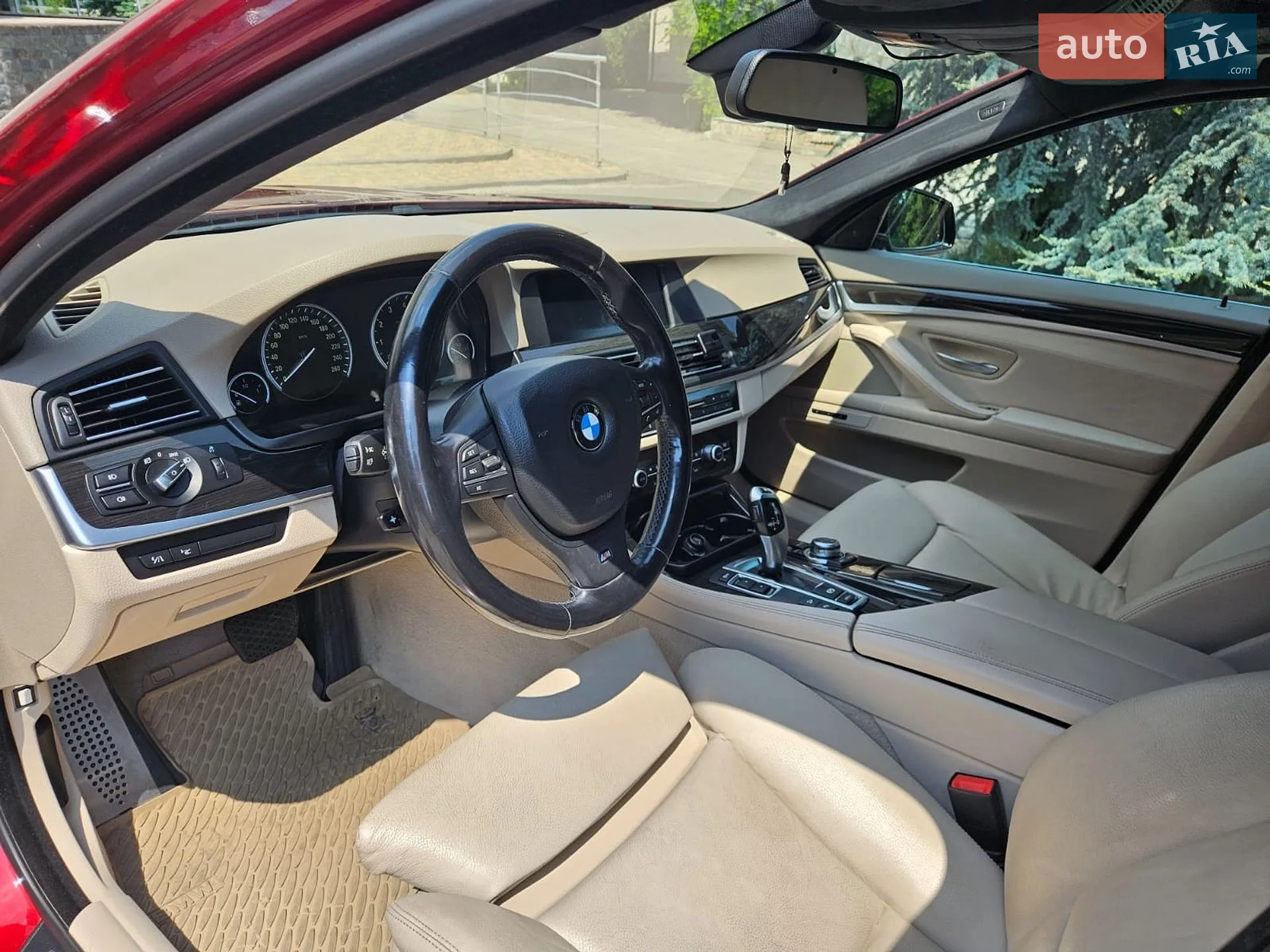 2011 BMW 5er - мініатюра 4