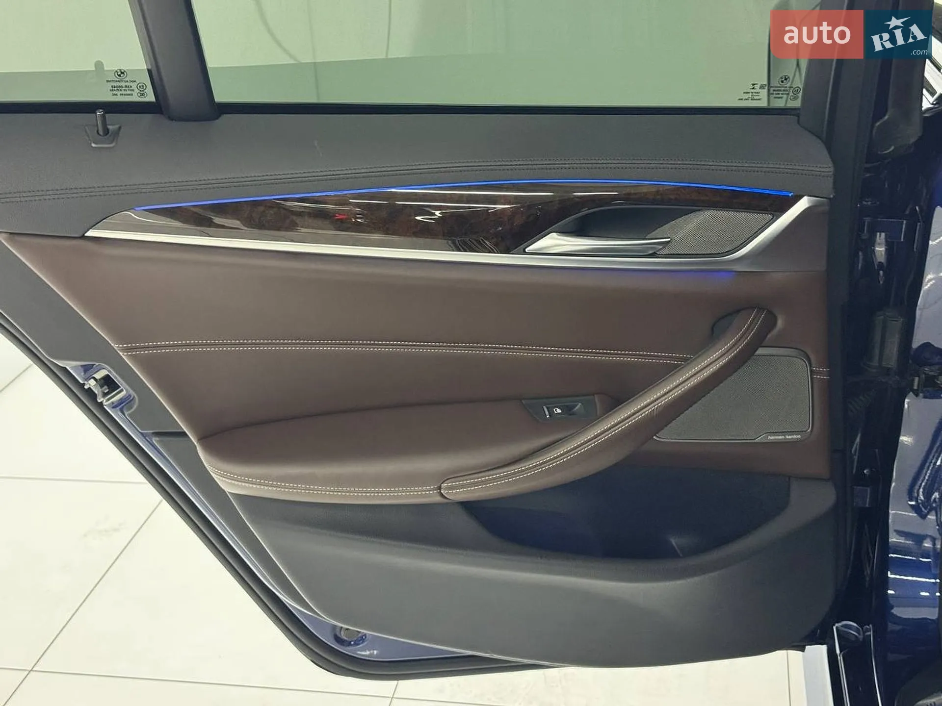 2017 BMW 5er - мініатюра 31