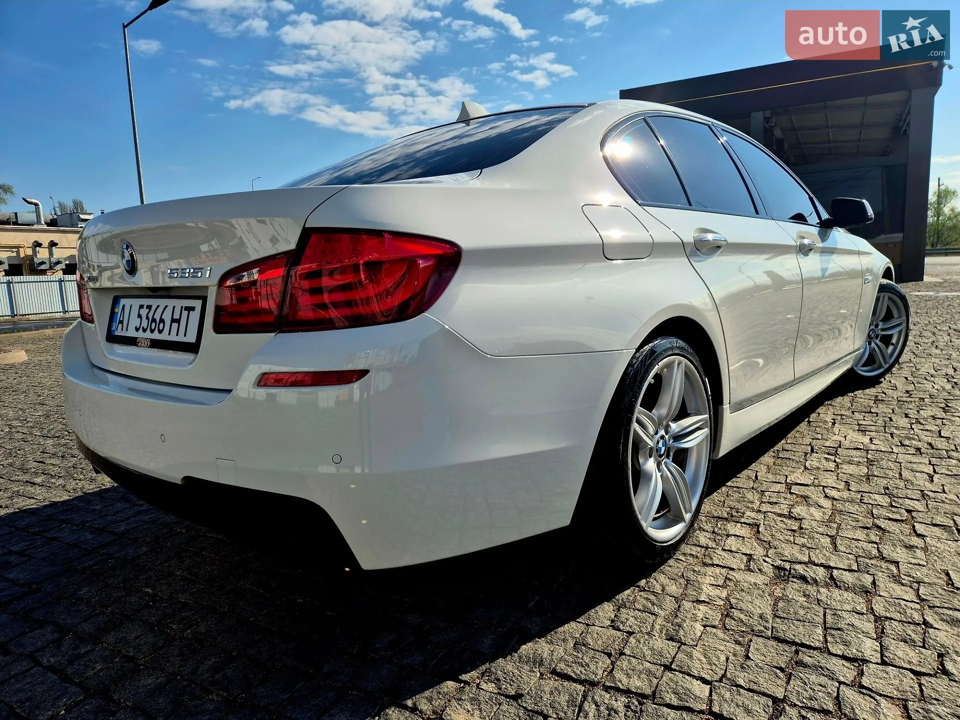 2013 BMW 5er - мініатюра 14