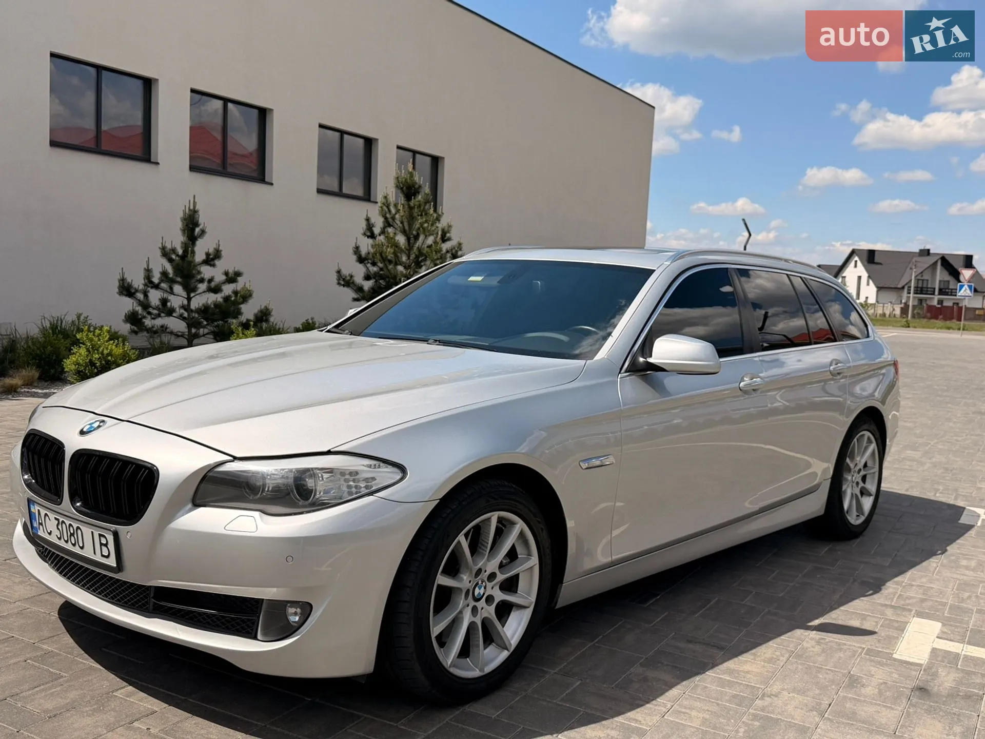 2012 BMW 5er - мініатюра 4