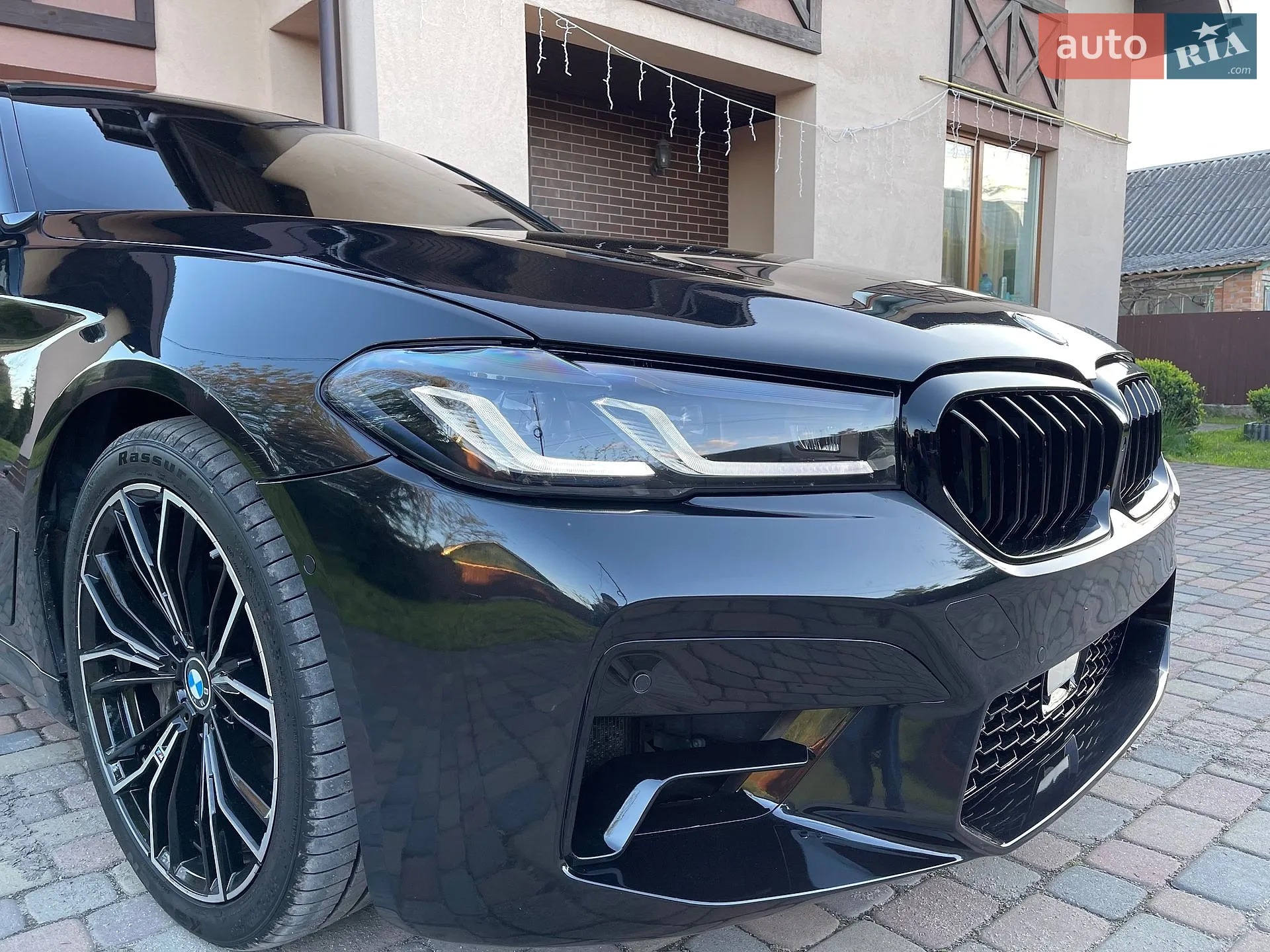 2017 BMW 5er - мініатюра 2