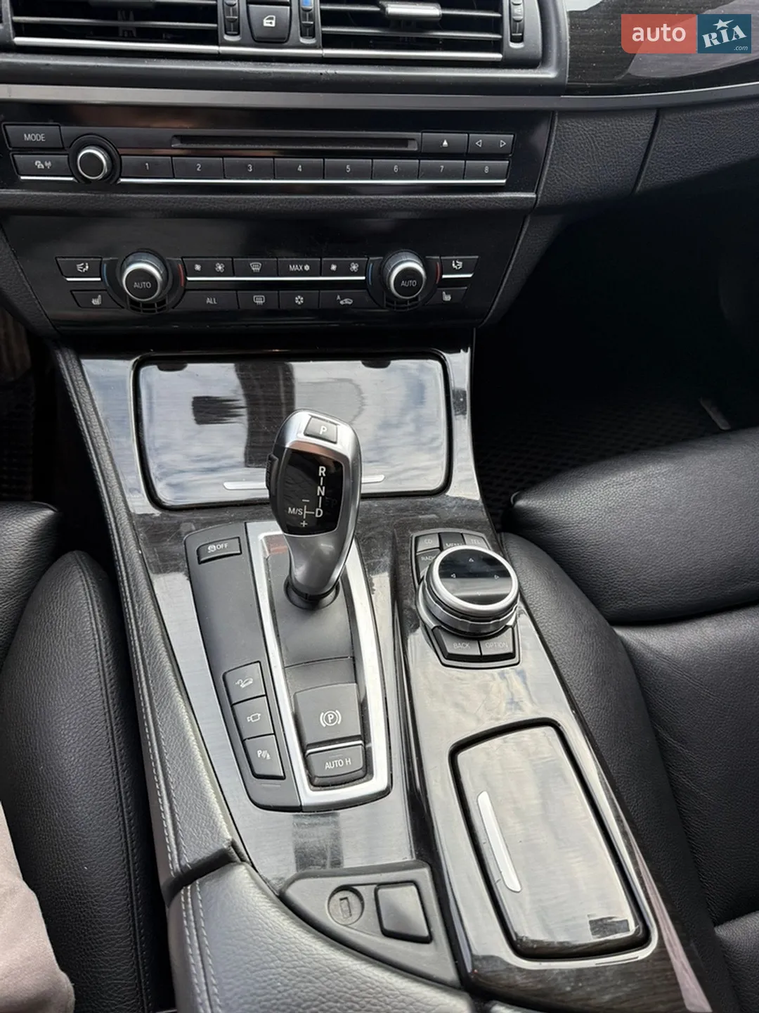 2011 BMW 5er - мініатюра 41