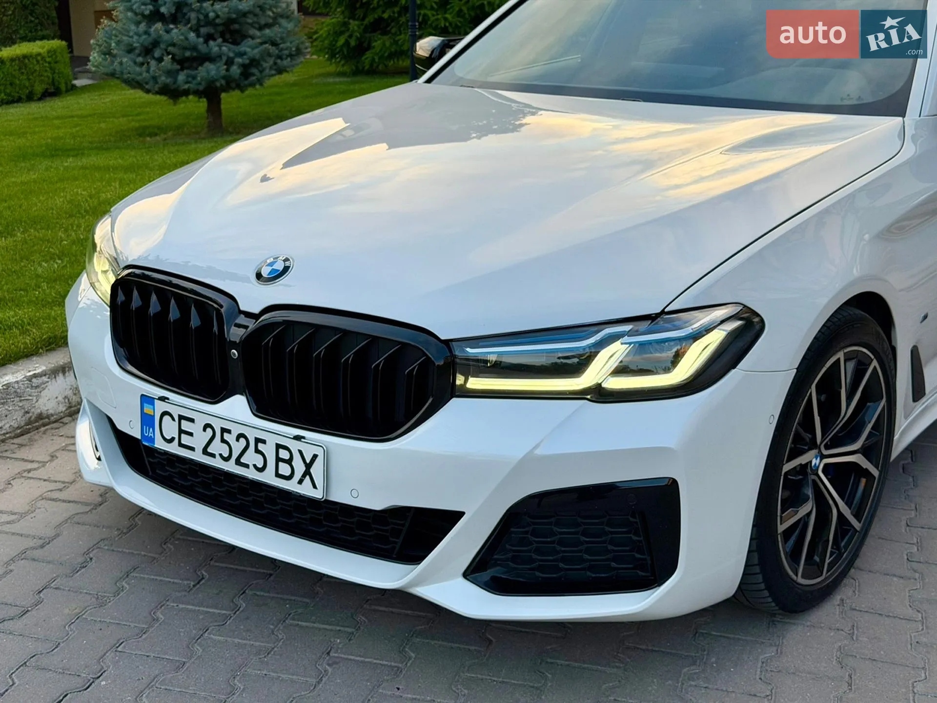 2020 BMW 5er - мініатюра 5