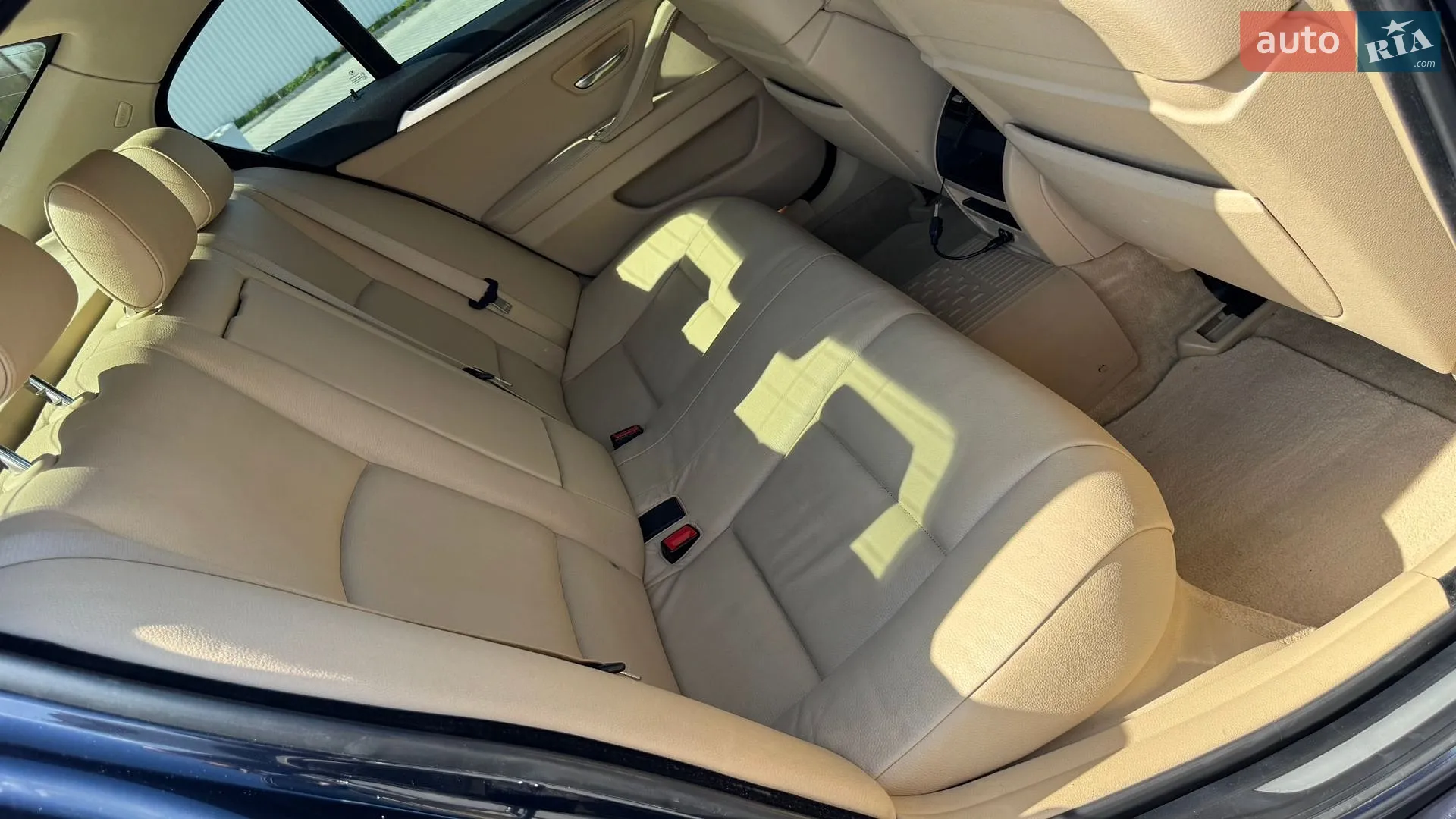2011 BMW 5er - мініатюра 32