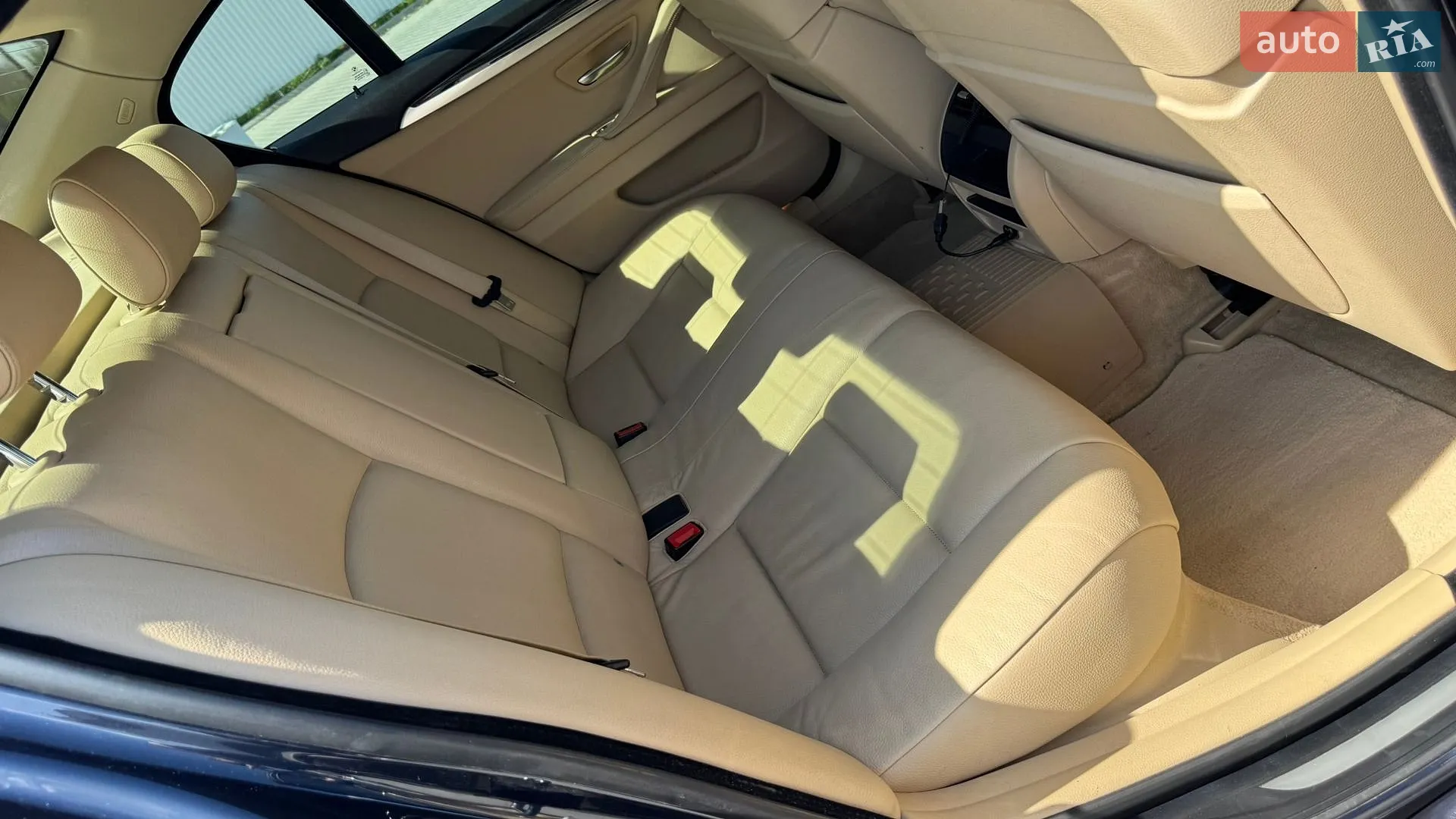 2011 BMW 5er - мініатюра 33