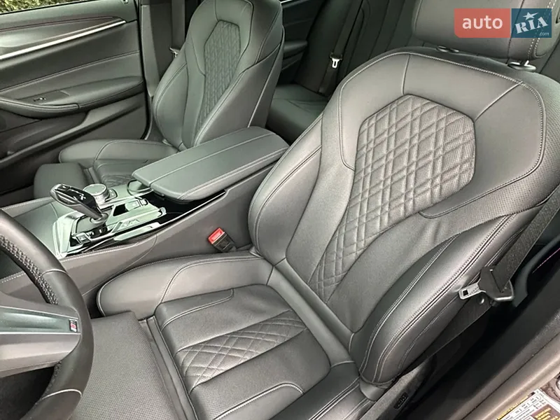 BMW 5 Series 2022 VIN WBA13AG08PCM36169 фото оголошення 25 з 102
