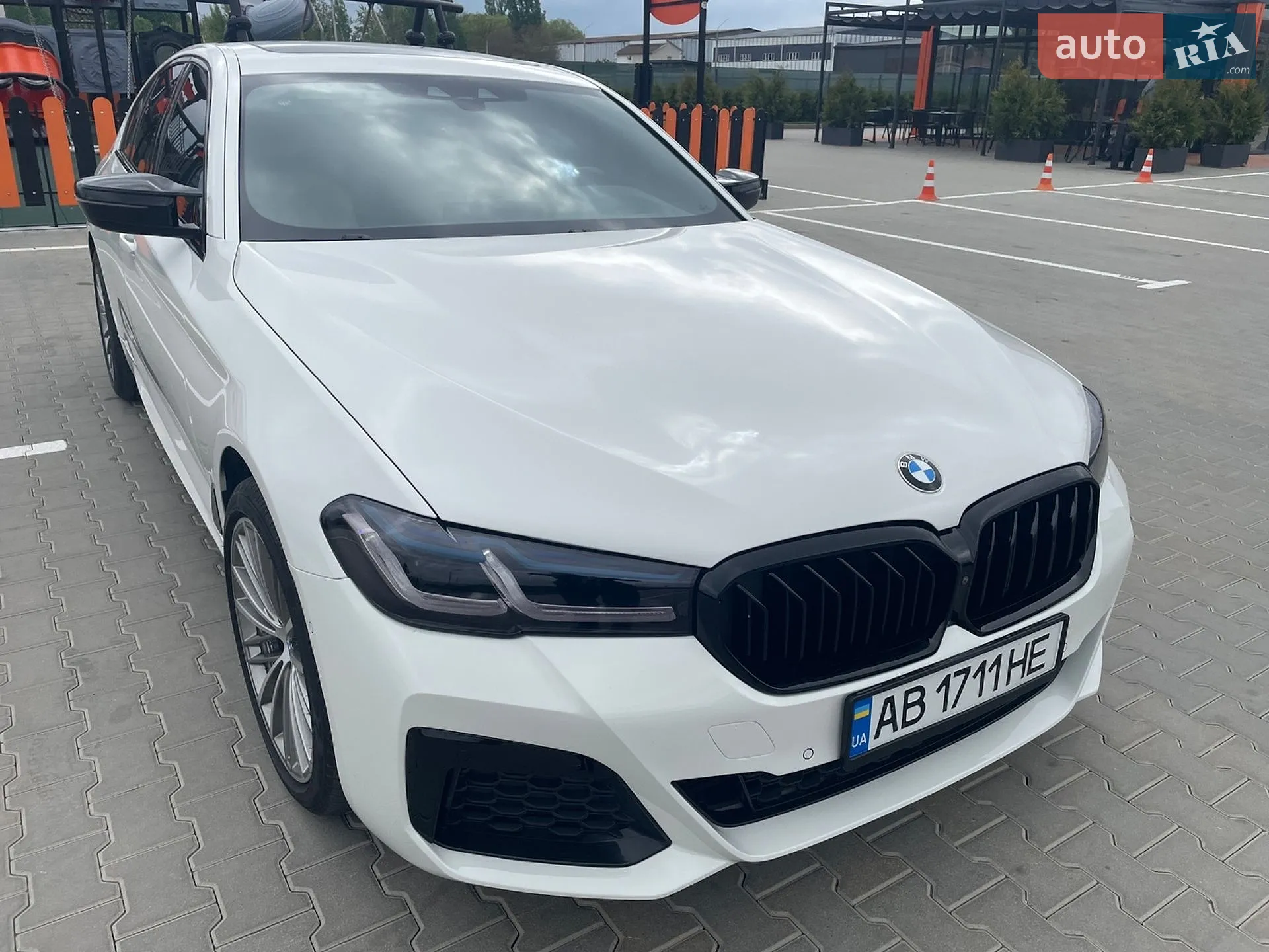 2020 BMW 5er - мініатюра 3