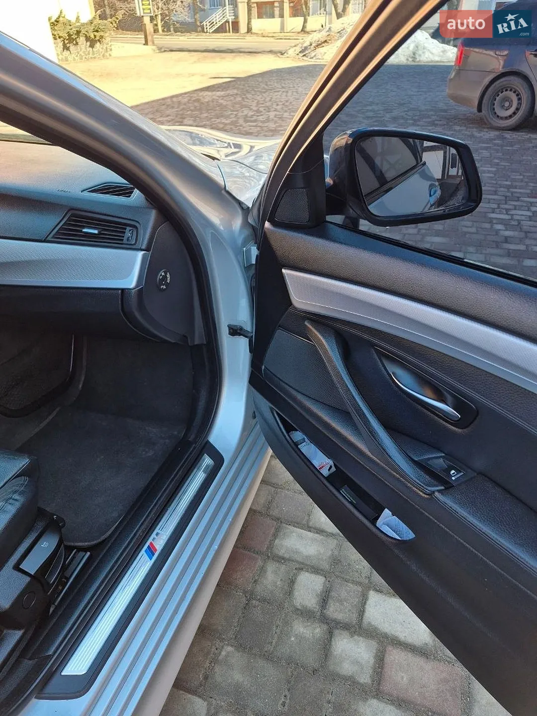 2011 BMW 5er - мініатюра 7
