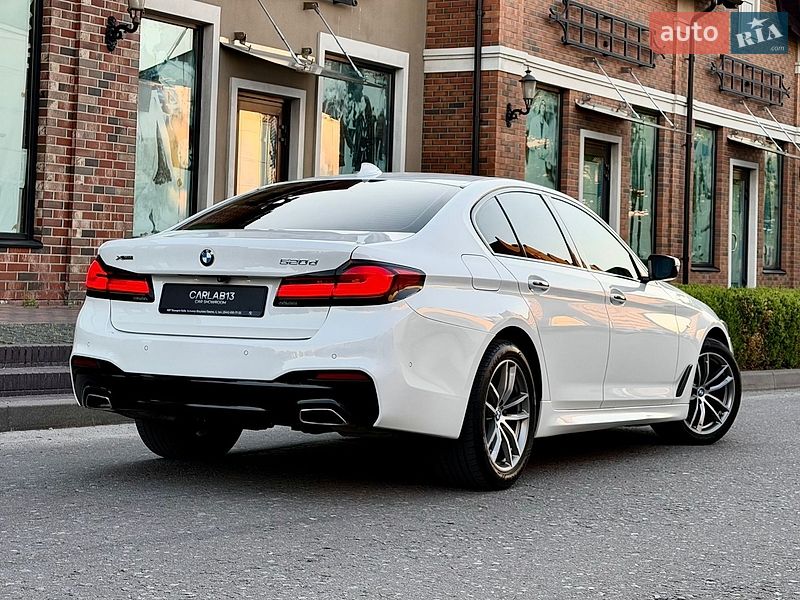 Седан BMW 5 Series 2017 в Киеве