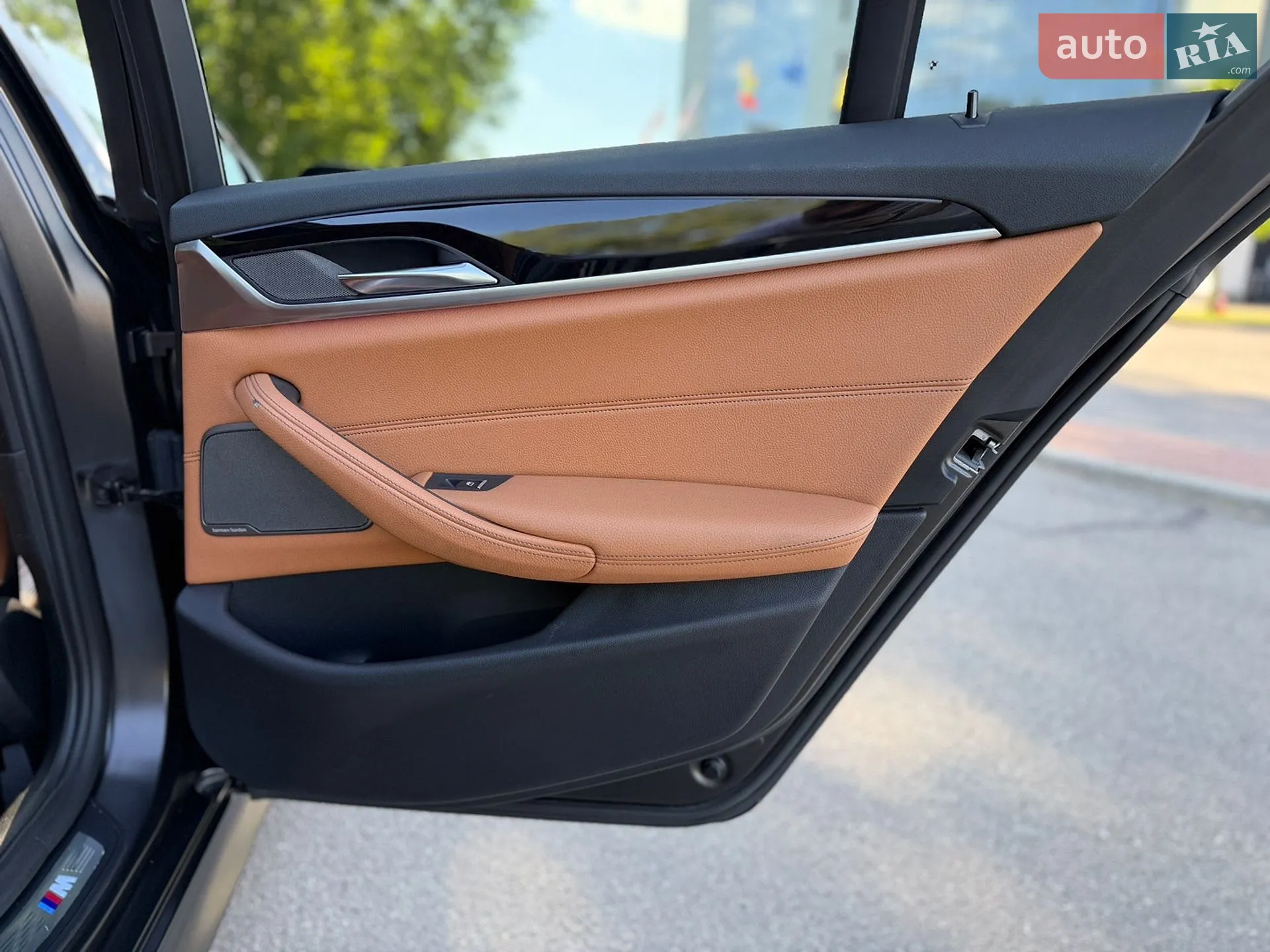 2017 BMW 5er - мініатюра 31