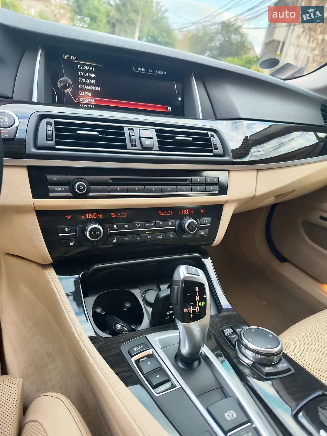 2015 BMW 5er - мініатюра 18