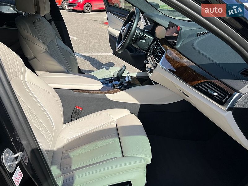 Седан BMW 5 Series 2018 в Киеве