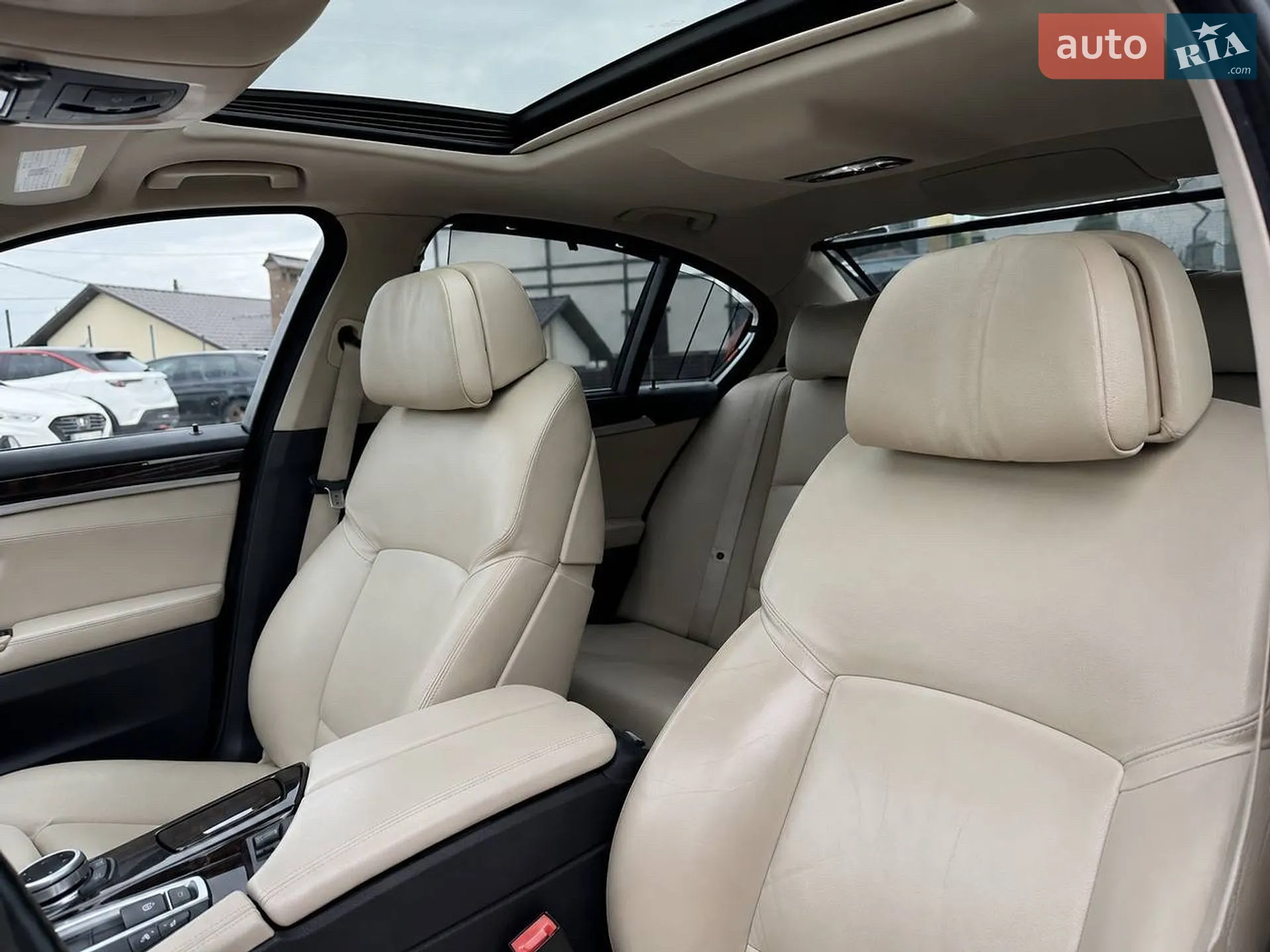 2011 BMW 5er - мініатюра 19