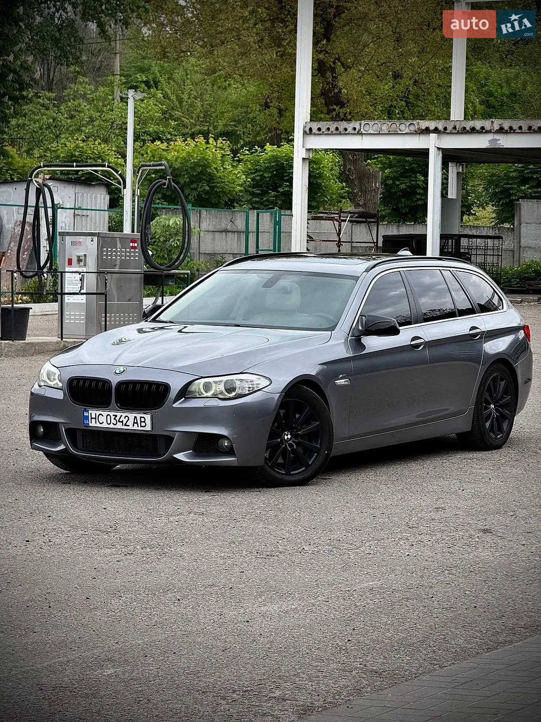 2011 BMW 5er - мініатюра 2