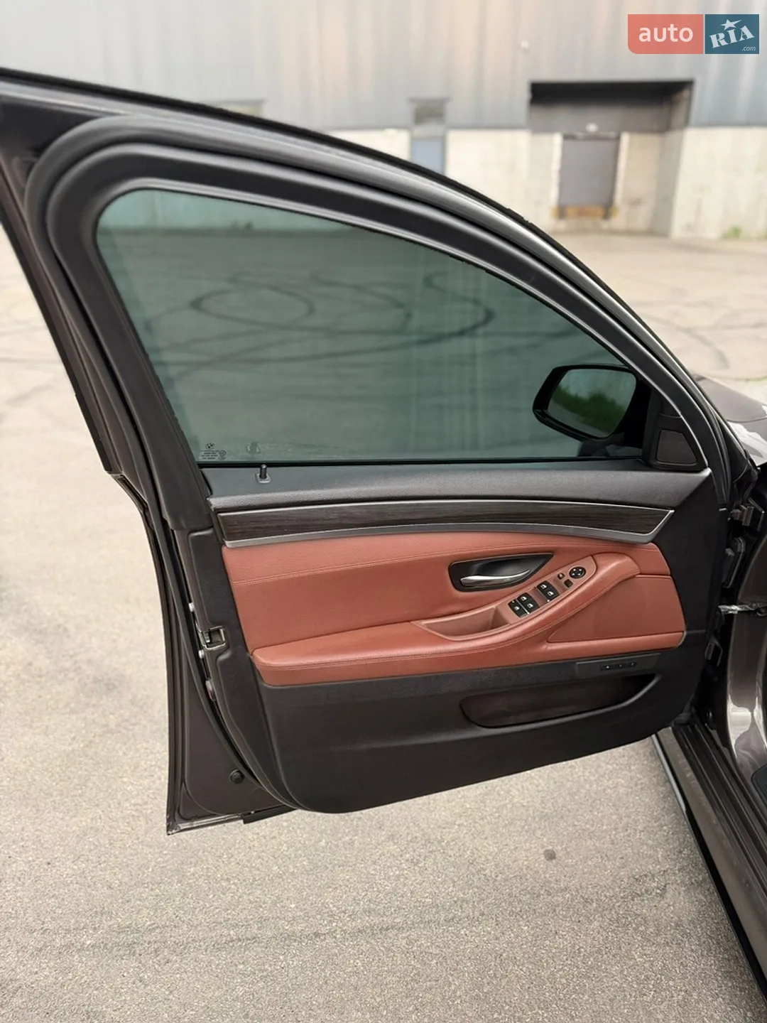 2011 BMW 5er - мініатюра 12