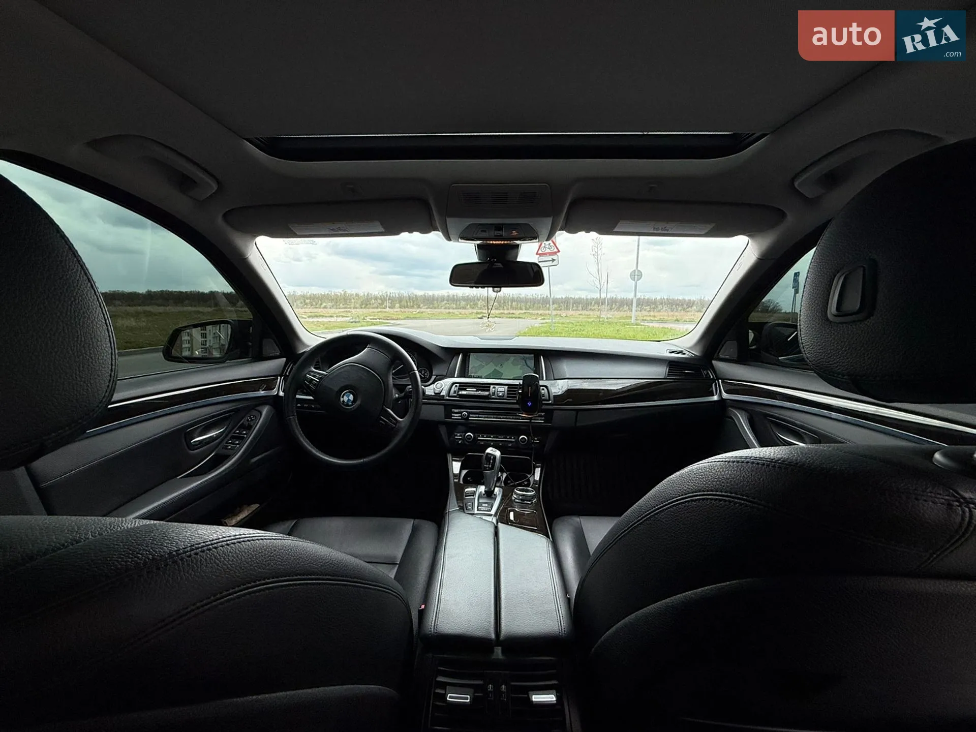 2014 BMW 5er - мініатюра 14