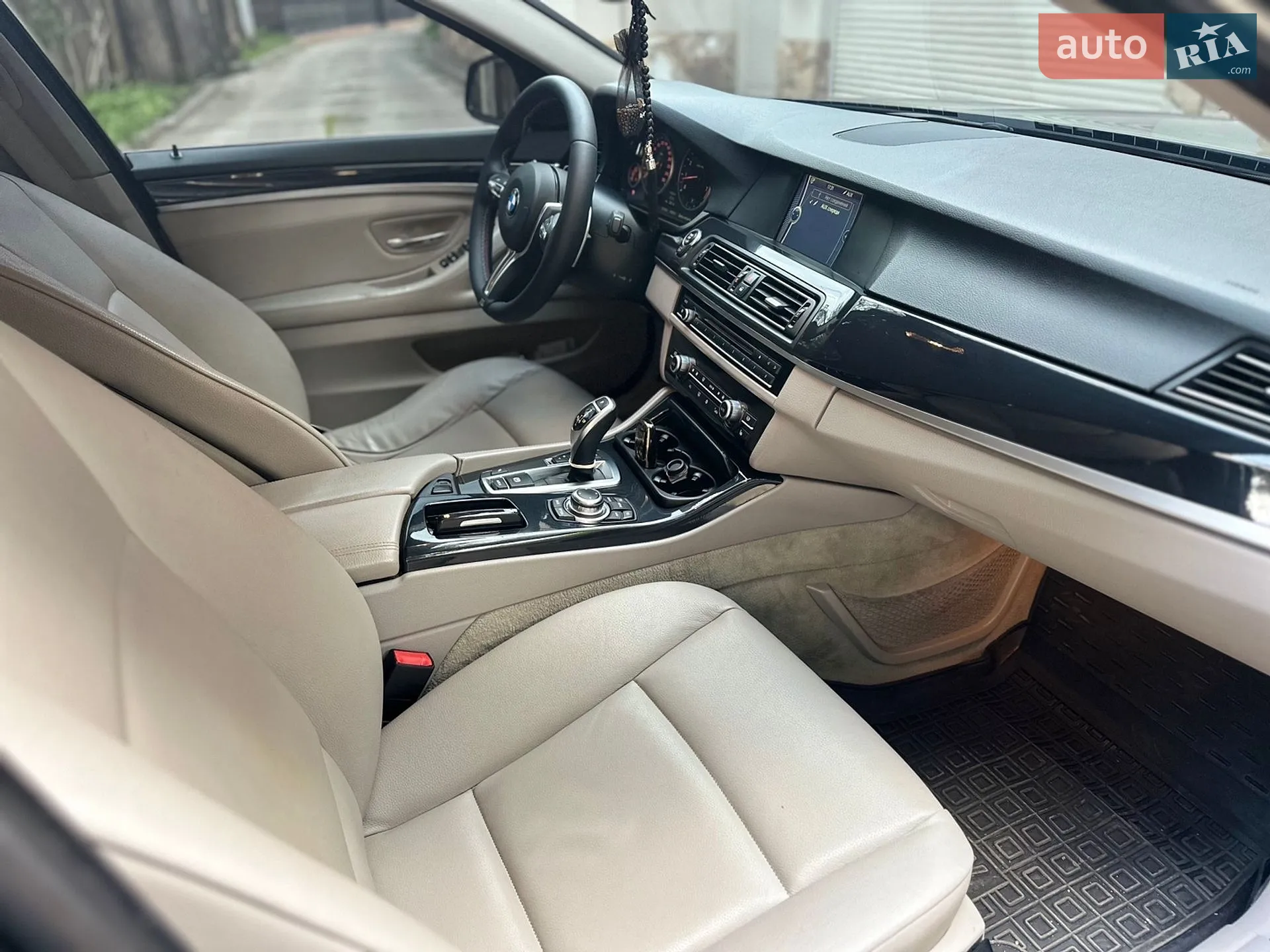 2012 BMW 5er - мініатюра 29