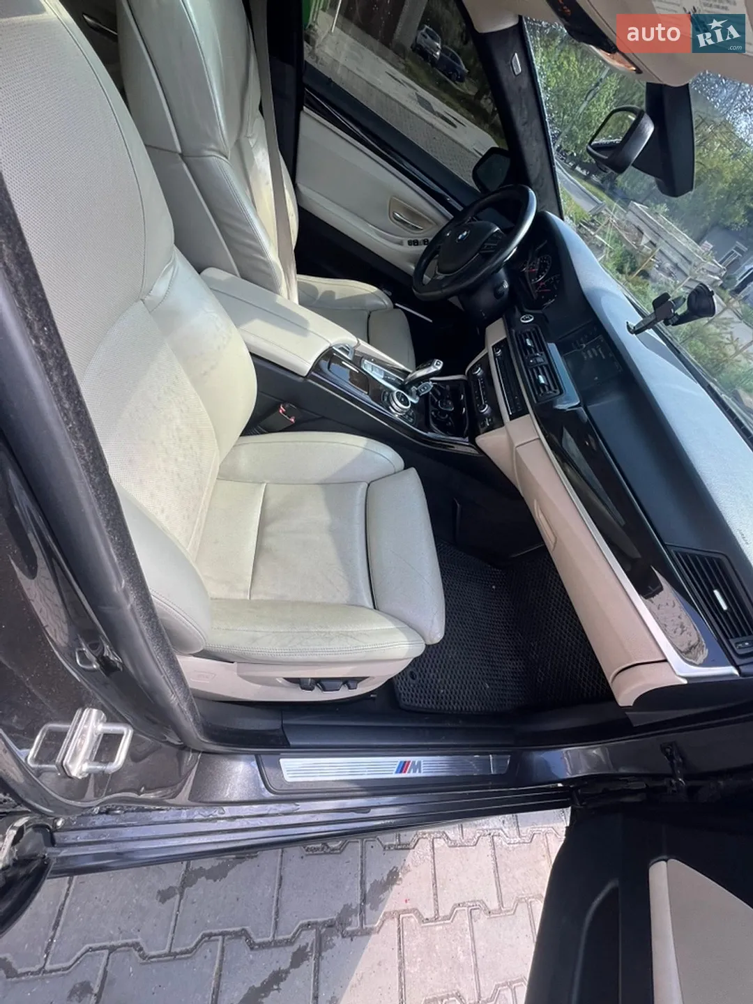 2011 BMW 5er - мініатюра 11
