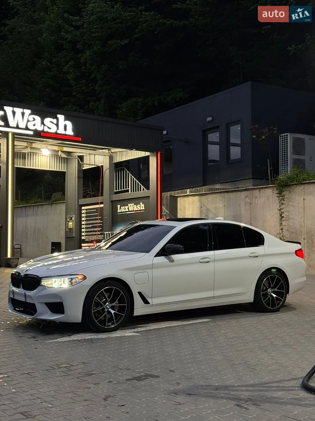 2019 BMW 5er - мініатюра 3