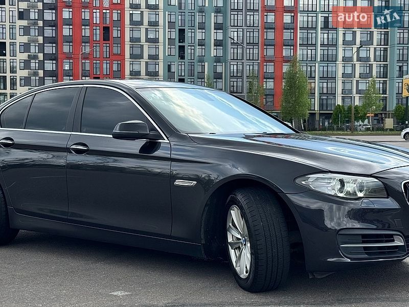 Седан BMW 5 Series 2013 в Киеве