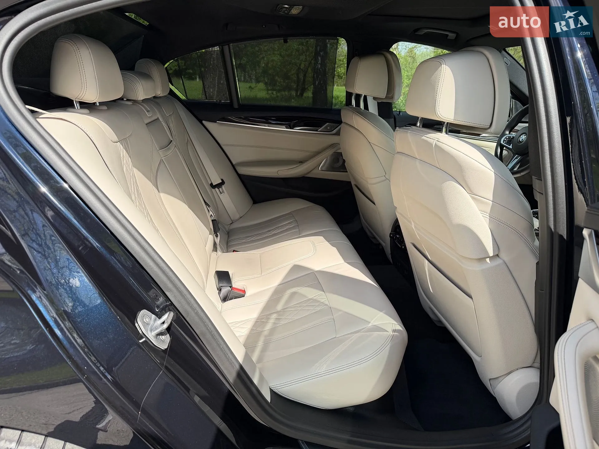 2017 BMW 5er - мініатюра 18
