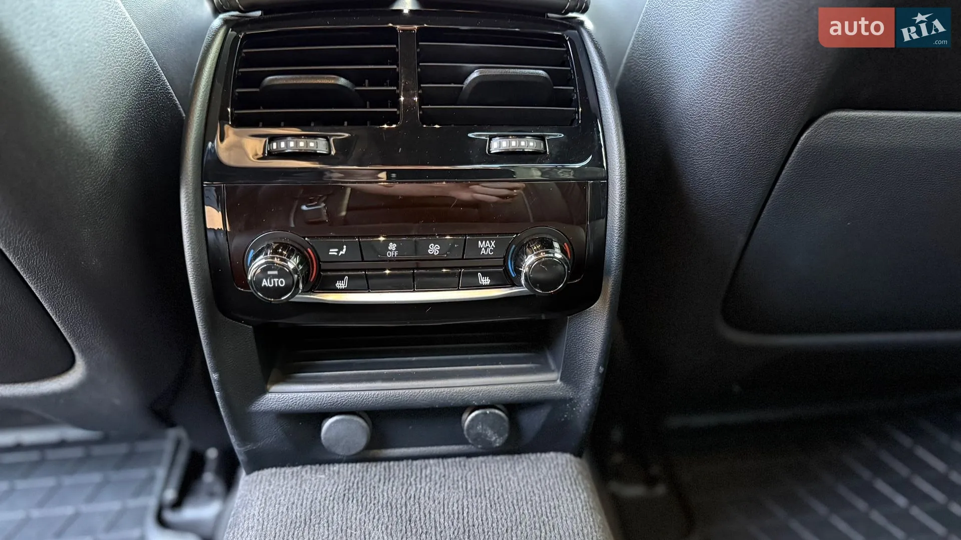 2017 BMW 5er - мініатюра 22