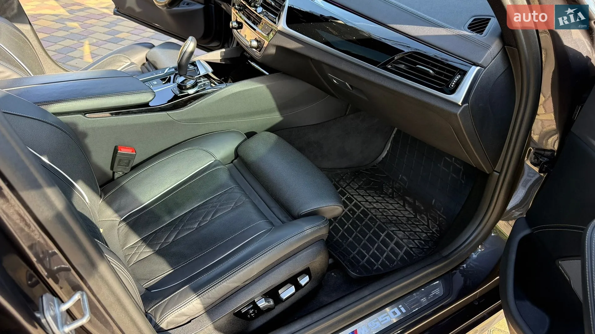 2017 BMW 5er - мініатюра 27