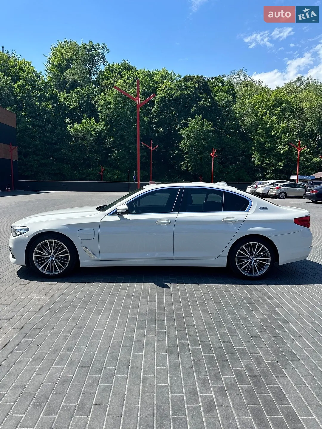 2018 BMW 5er - мініатюра 5