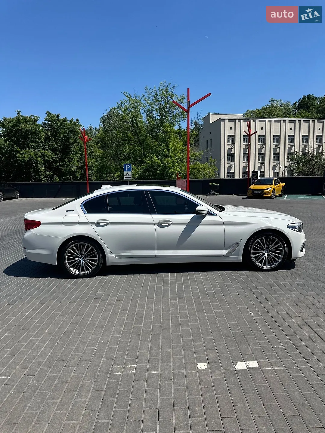 2018 BMW 5er - мініатюра 10