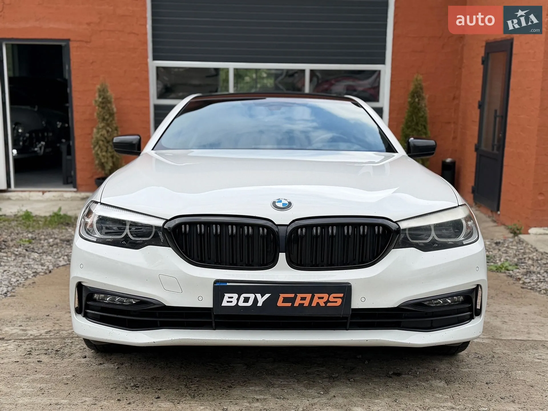 2017 BMW 5er - мініатюра 2