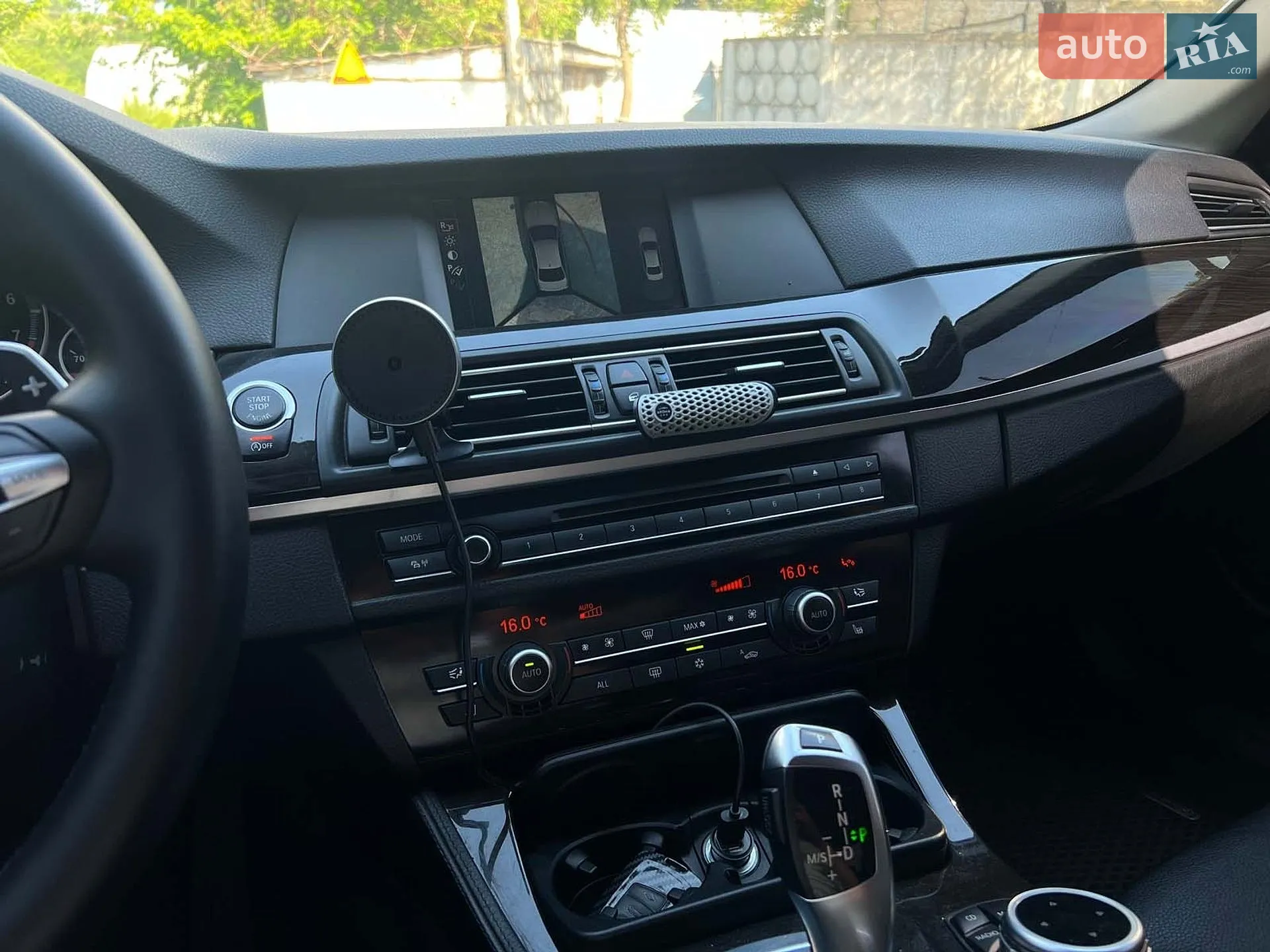 2011 BMW 5er - мініатюра 17